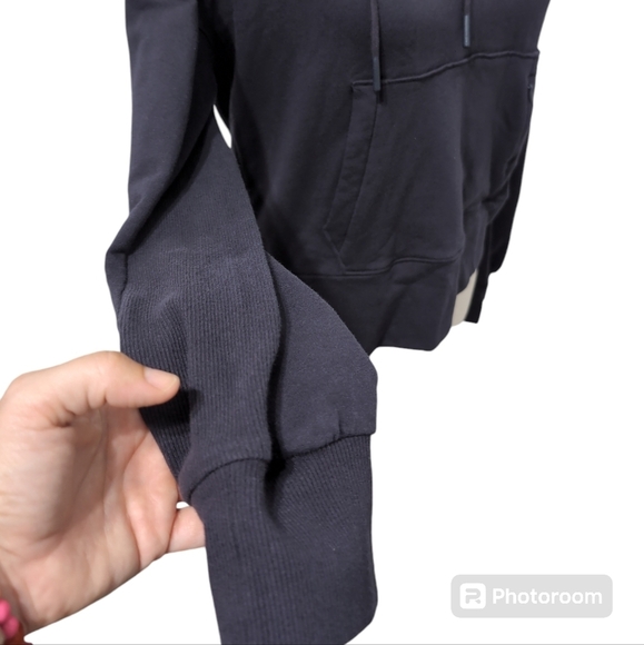 4/$12 FLX Navy Blue Cropped Sweatshirt Hoodie Women's size Small - Picture 5 of 10